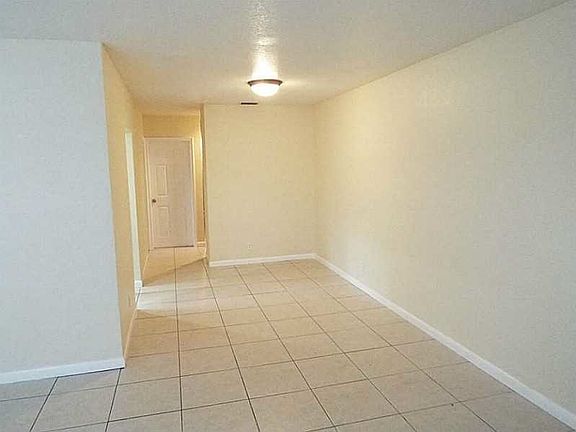 4th image of 1211 NW 5th Ave