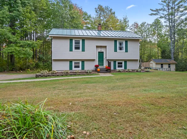 1685 Pond Road, Sidney, ME 04330