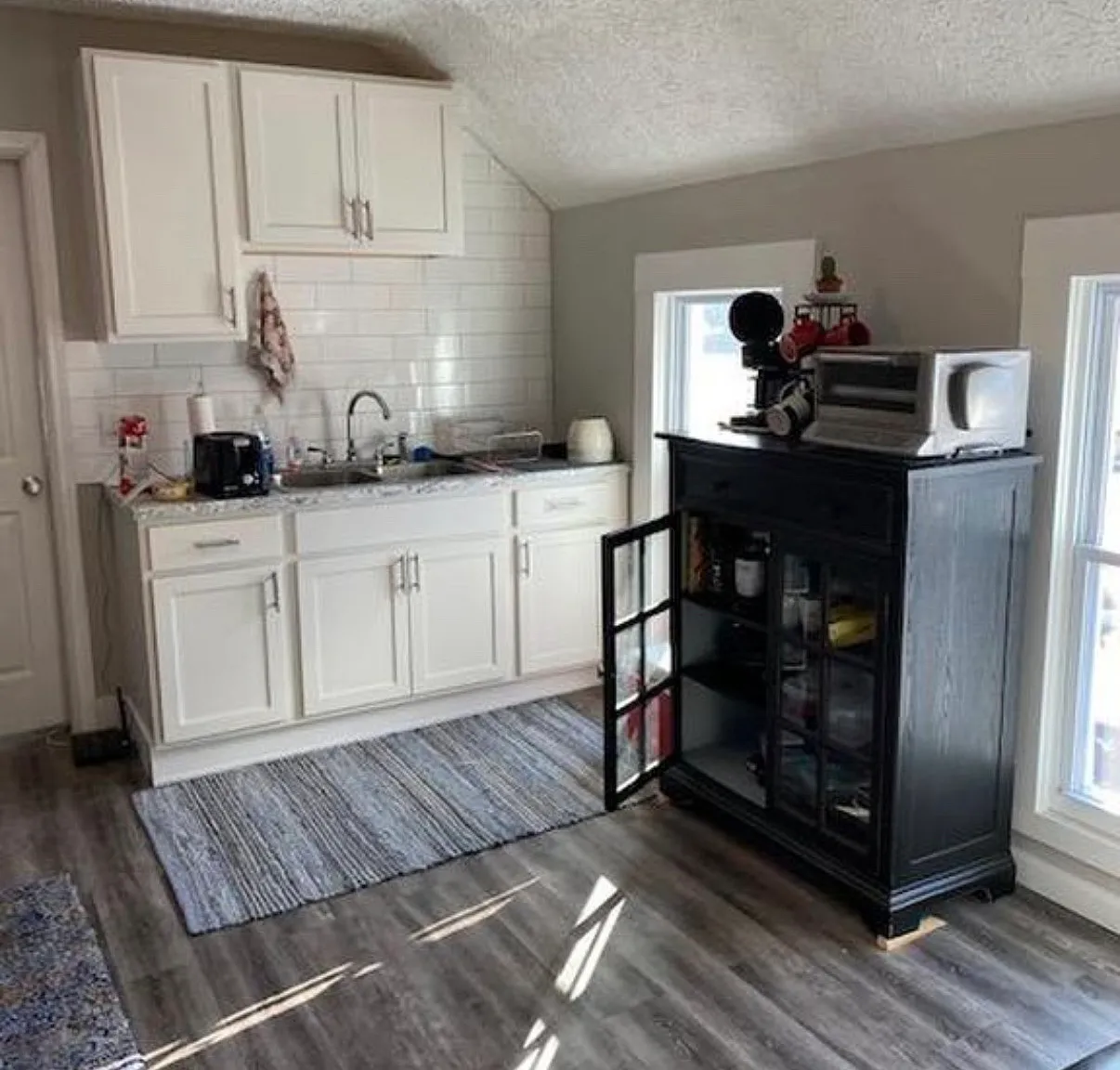 3 bed, 1100 sqft, $1,495 — Photo 1