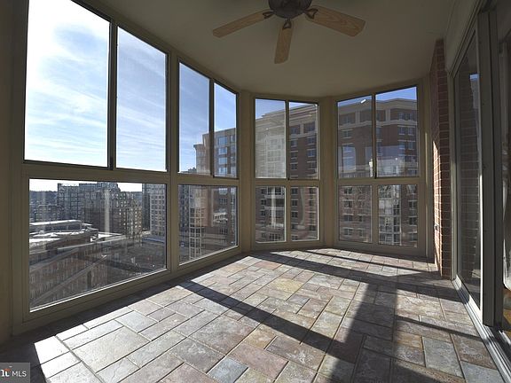 4th image of 2151 Jamieson Ave #2-1604