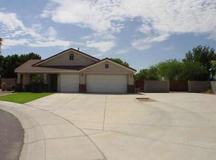 1102 N Freeman Cir, Gilbert, AZ 85233