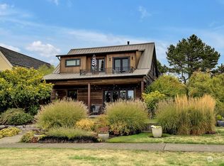 3702 29th Ave W, Seattle, WA 98199