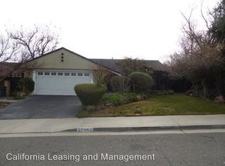 27460 Garza Dr, Santa Clarita, CA 91350