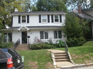 2024 Grasmere Dr, Louisville, KY 40205