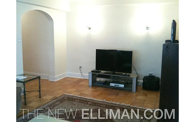 Rented by Douglas Elliman | media 13