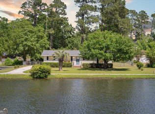 205 N Parkway Dr, Sylvania, GA 30467