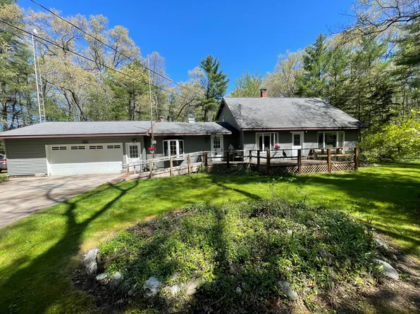 2518 Crystal Lake Rd, Whitehall, MI 49461