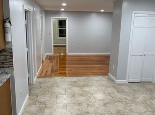 209 Abbott St #3, Lawrence, MA 01843
