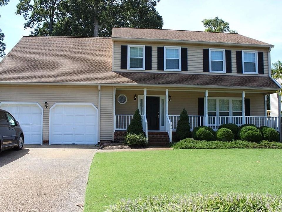1st image of 417 Burnham Pl