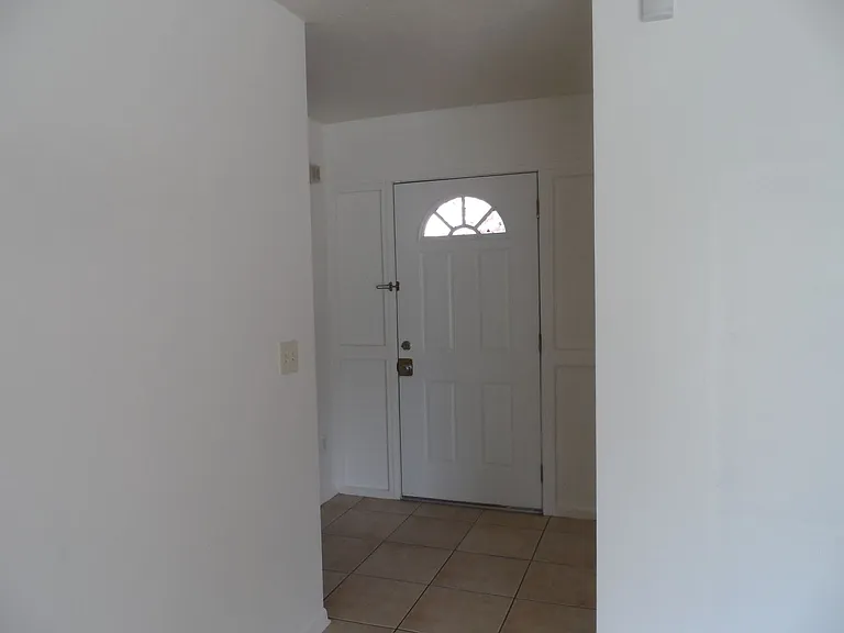 1236 Fountainhead Dr — Photo 6
