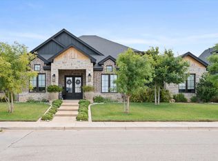 611 N 12th St, Wolfforth, TX 79382