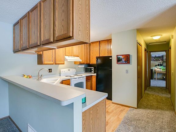 5th image of 2691 Brookdale Ln
