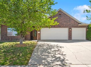 410 Beasley Dr, Centerton, AR 72719