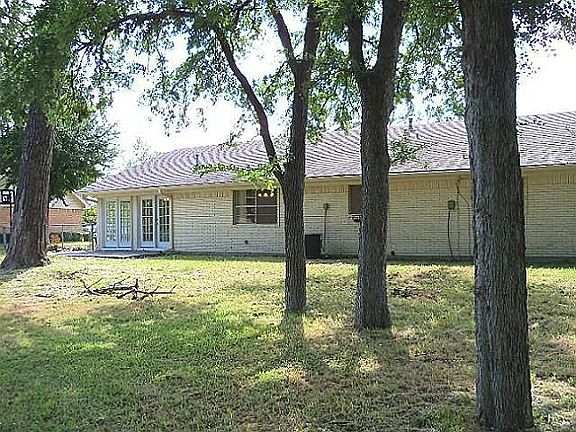 4th image of 611 Turtle Creek Dr