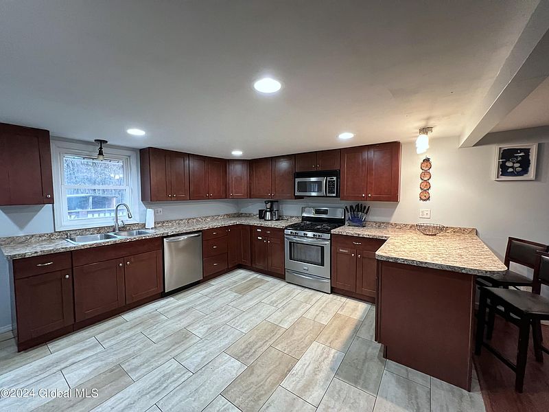 3rd image of 111 Tripoli Road