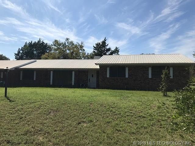 2nd image of 407 Wren Rd