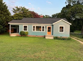 205 Georgia St, Fountain Inn, SC 29644