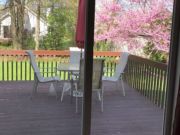 2nd image of 3950 Michelle Dr
