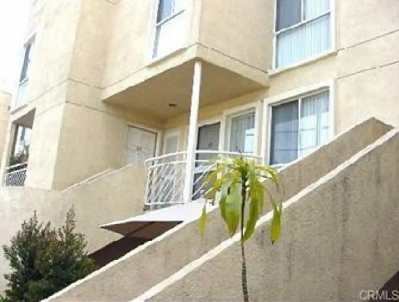 2 bed, 2.5 bath, 1170 sqft, $2,690 — Photo 2