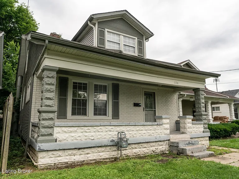 504 Montana Ave — Photo 2