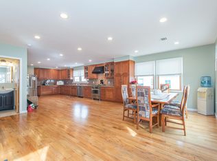 21 Phoenix Ave #A, Morristown, NJ 07960