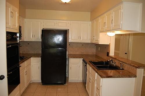 4th image of 1204 Westover St