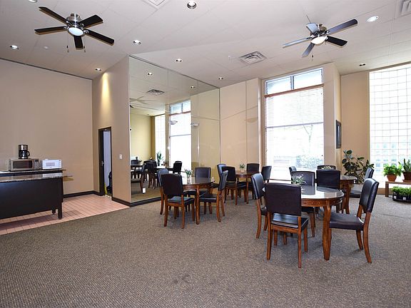 4th image of 1180 Pinetree Way #1105