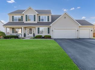 280 Prestwicke Blvd, Algonquin, IL 60102