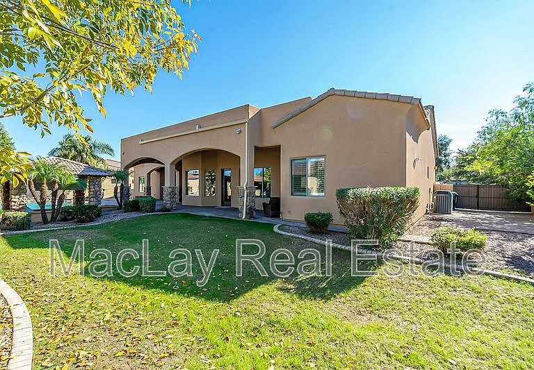2720 E Jade Pl — Photo 62