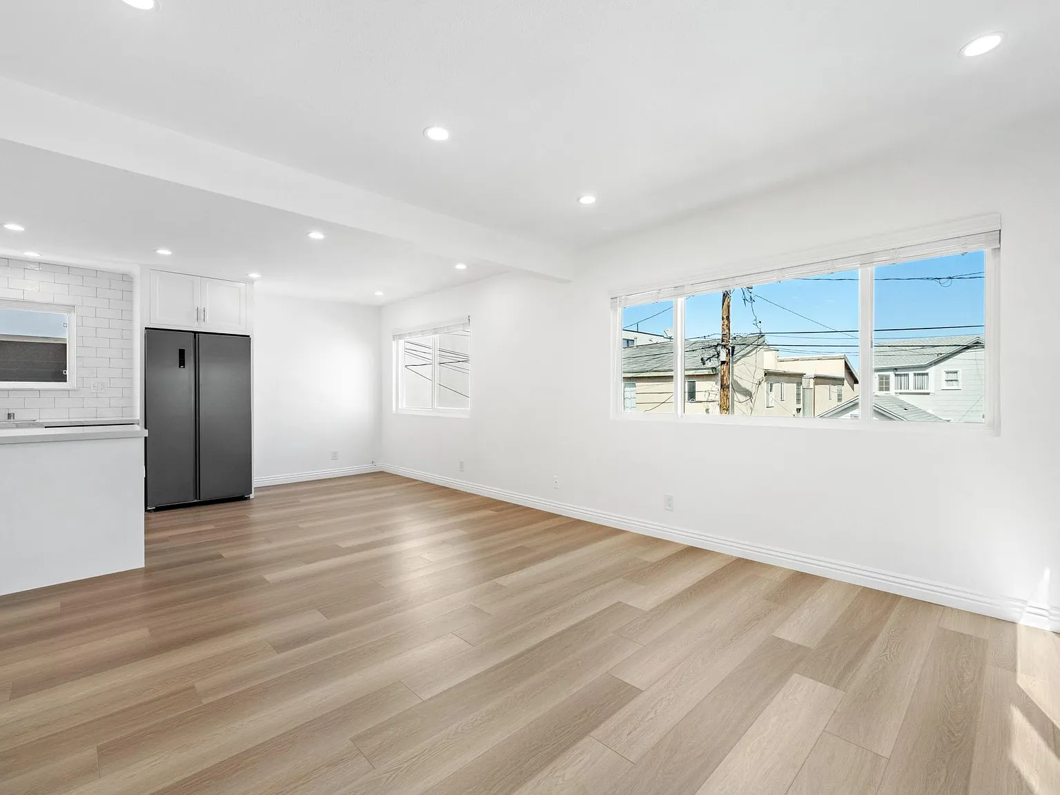 2 bed, 920 sqft, $5,200 — Photo 4