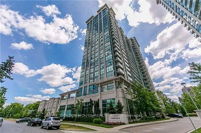 17 Anndale Dr #Penthouse 102