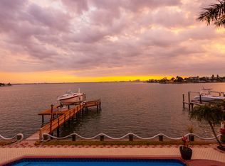 4525 Plaza Way, St Pete Beach, FL 33706