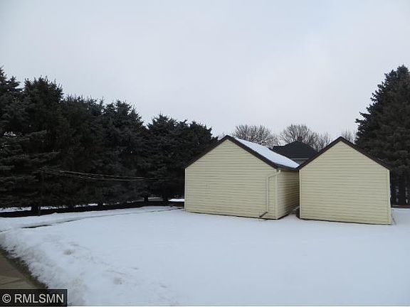 3rd image of 301 E Alden St