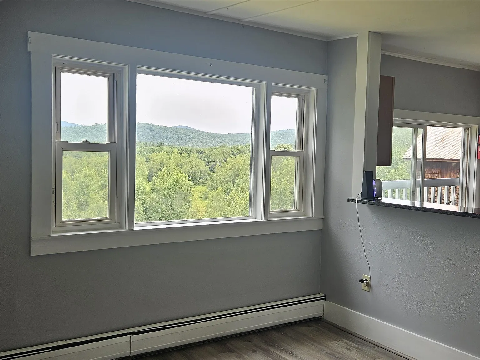2 bed, 850 sqft, $1,595 — Photo 1