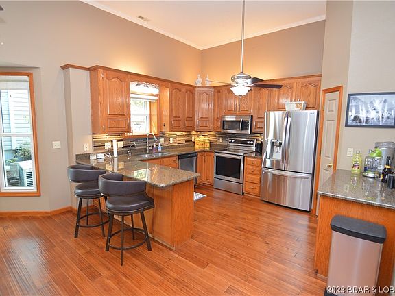 5th image of 495 Old Granny Ln