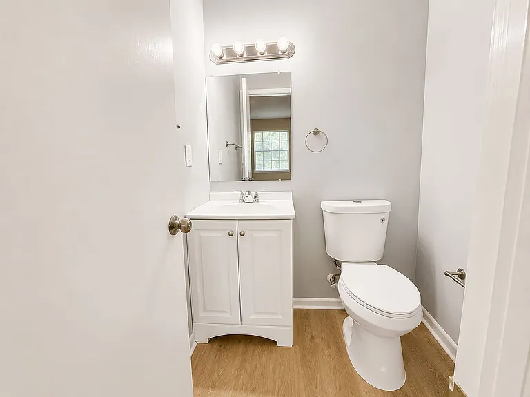 412 Fairfax Dr #6 — Photo 31
