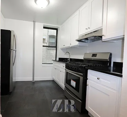 Rented by Zjama Realty Corp | media 13