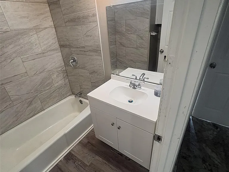 2310 Kabee St — Photo 9