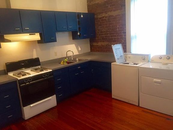 2nd image of 543 N Broadway APT 4