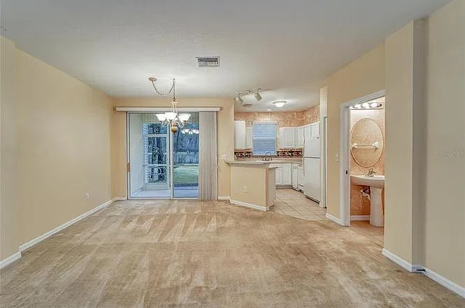 2 bed, 1242 sqft, $2,300 — Photo 3