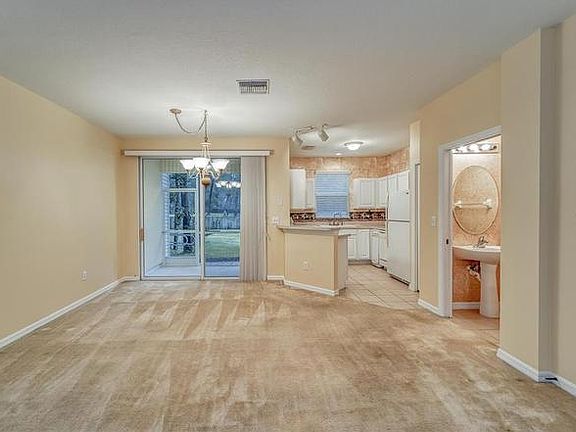 3rd image of 2241 Golden Oak Ln