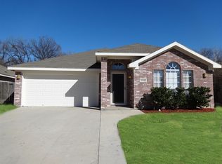 3228 Silent Creek Trl, Hurst, TX 76053
