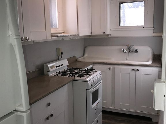 2nd image of 1514 10th Ave N