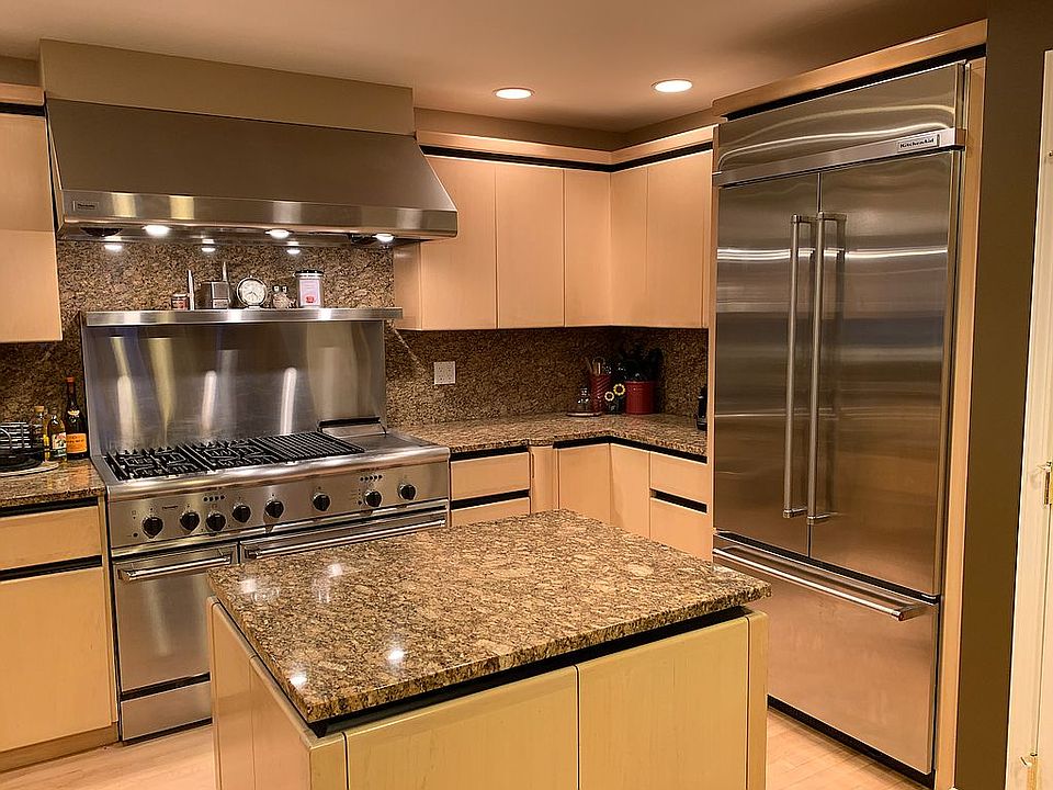 933 E Beardsley Ave Elkhart, IN, 46514 Apartments for Rent Zillow