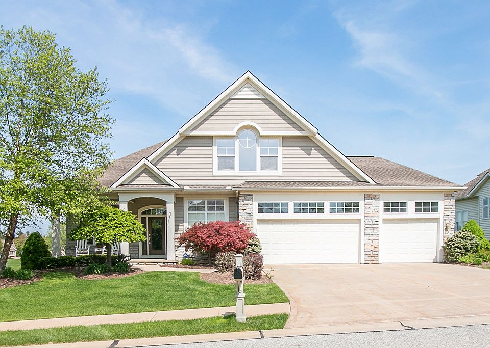 1st image of 401 Saint Andrews Ln