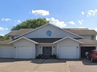 1126 12th St APT 1, Baraboo, WI 53913
