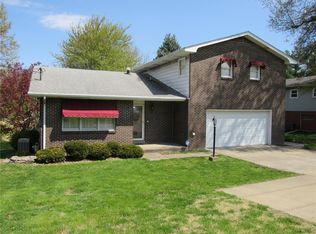 240 S 9th St, East Alton, IL 62024