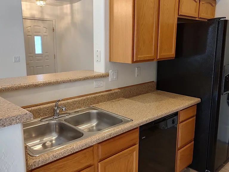 Kitchen with dw and frig