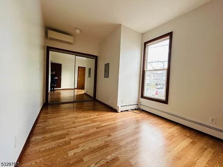 242 Brook Ave — Photo 8