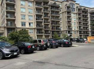 2 Maison Parc Ct #403, Vaughan, ON L4J9K4